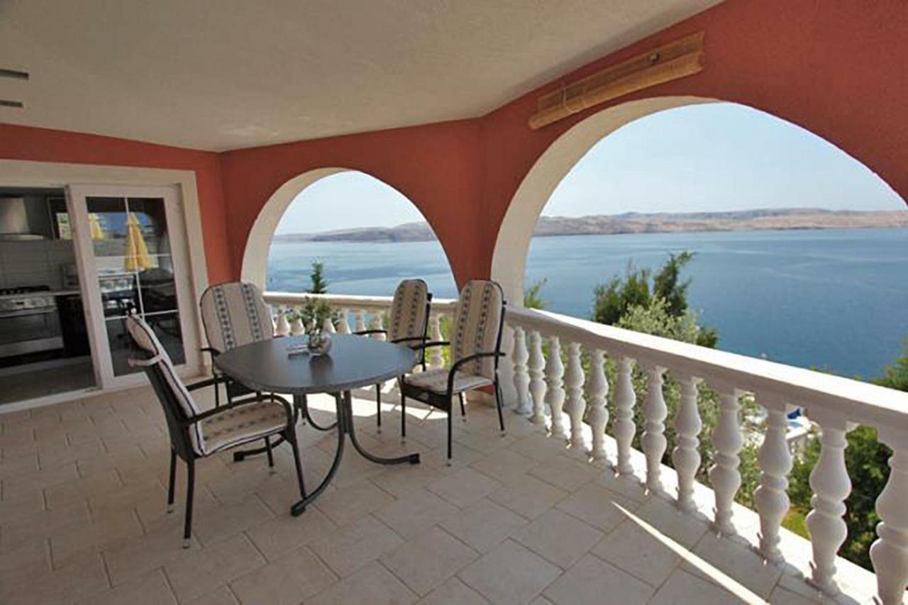 Villa Lilly Cesarica Exteriör bild