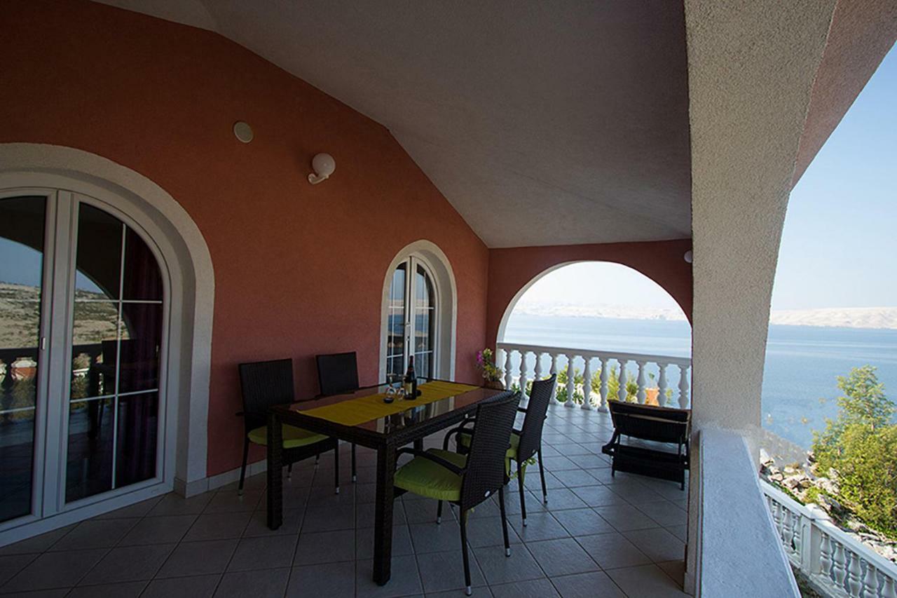 Villa Lilly Cesarica Exteriör bild